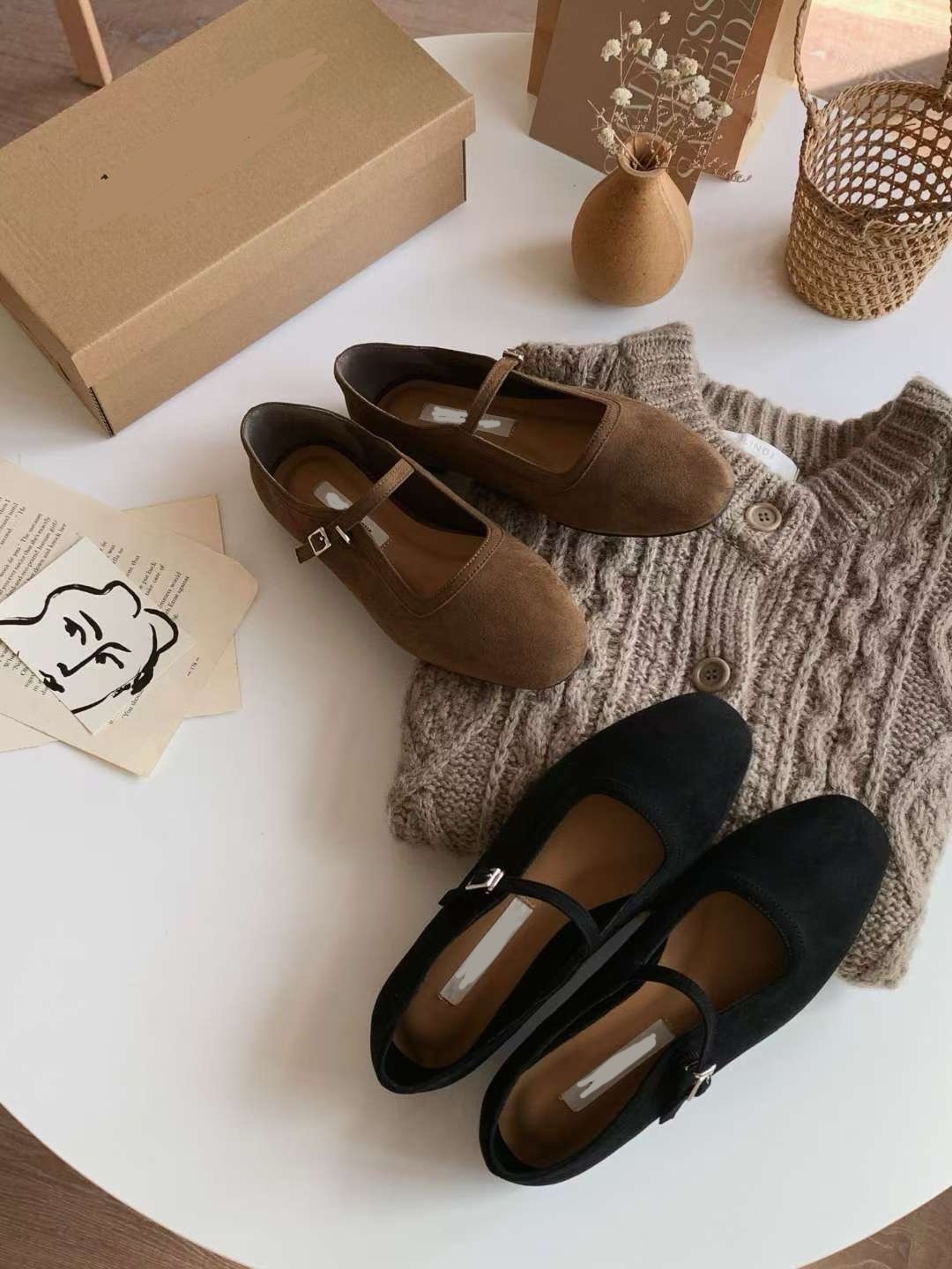 簡約搭帶平底鞋