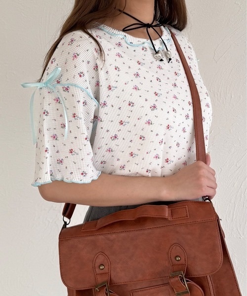 kutir / Small floral waffle ribbon T-shirt