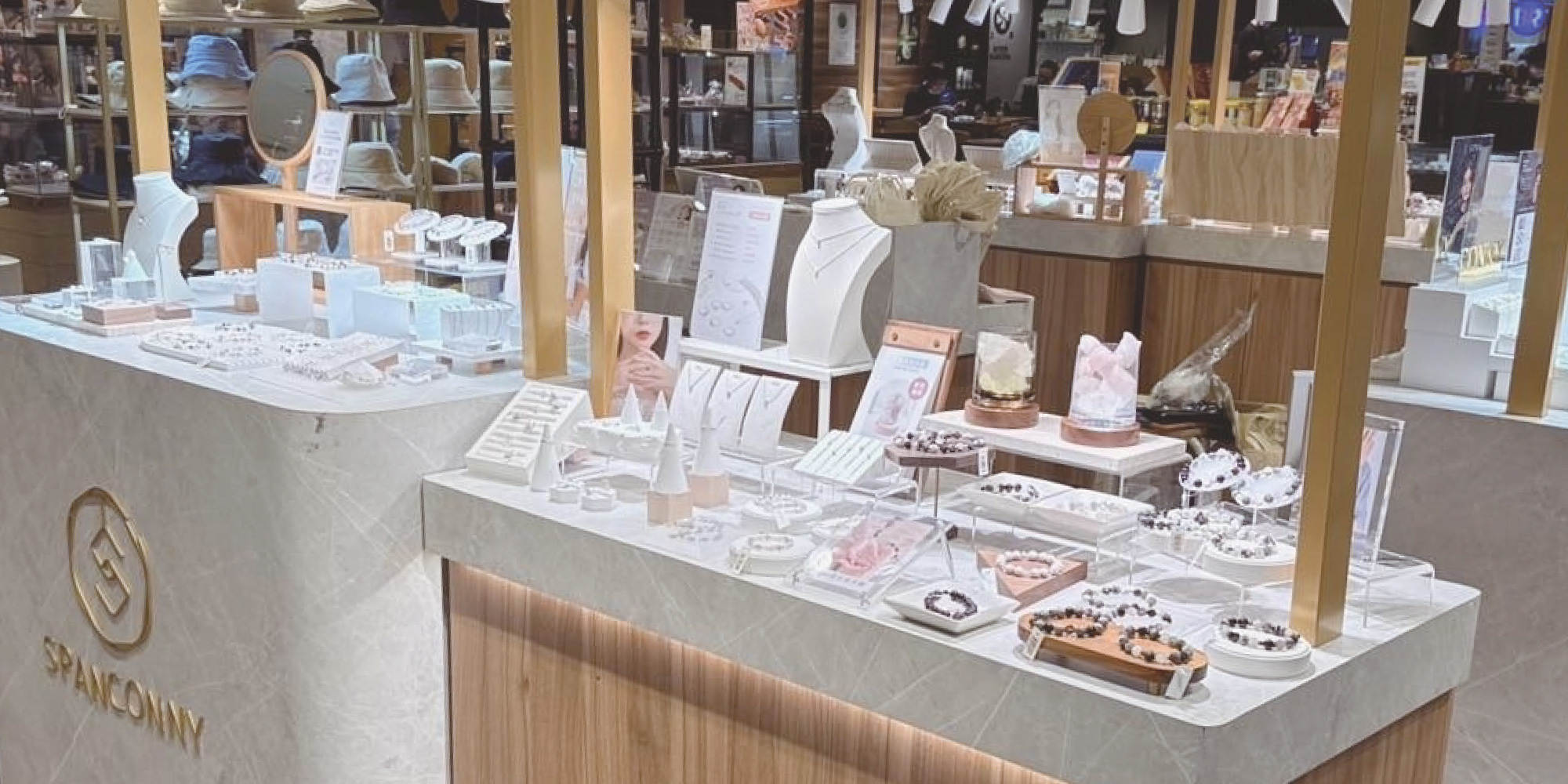 SPANCONNY門市 - 高雄 | 新光三越左營店