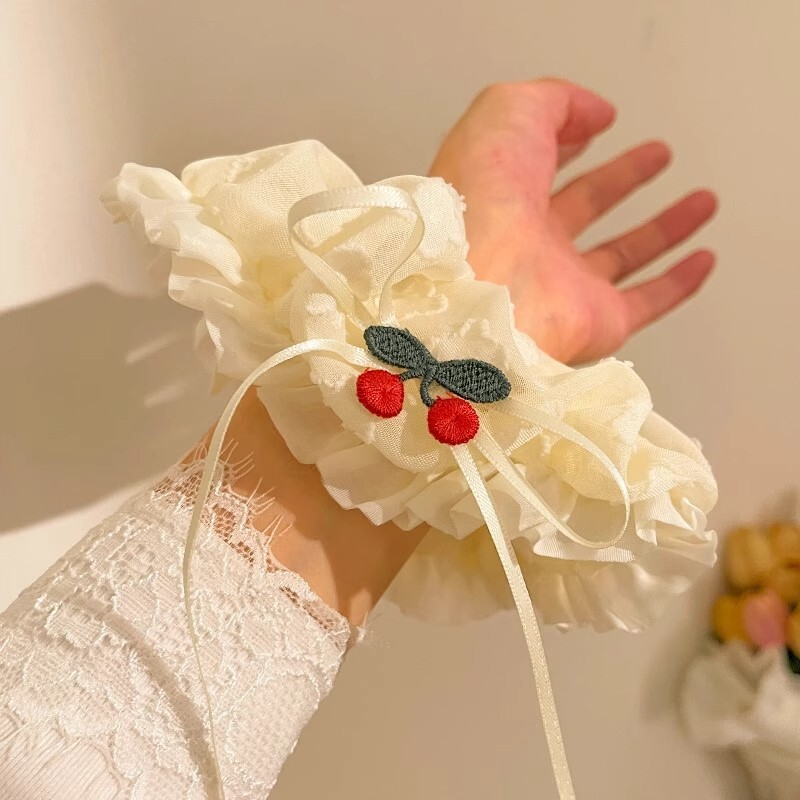 [2 FOR RM10] Sweet Cherry Lace Scrunchies