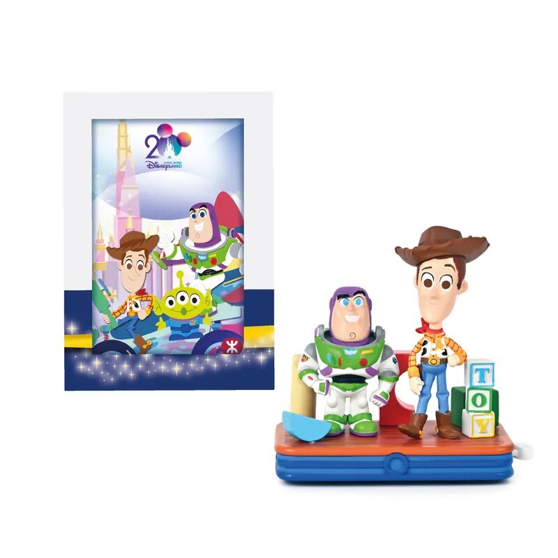 香港代購 ❘ 香港迪士尼樂園20周年 x 港鐵 玩具總動員 Toy Story 收藏卡 + 場景造型 公仔 擺飾品 套組