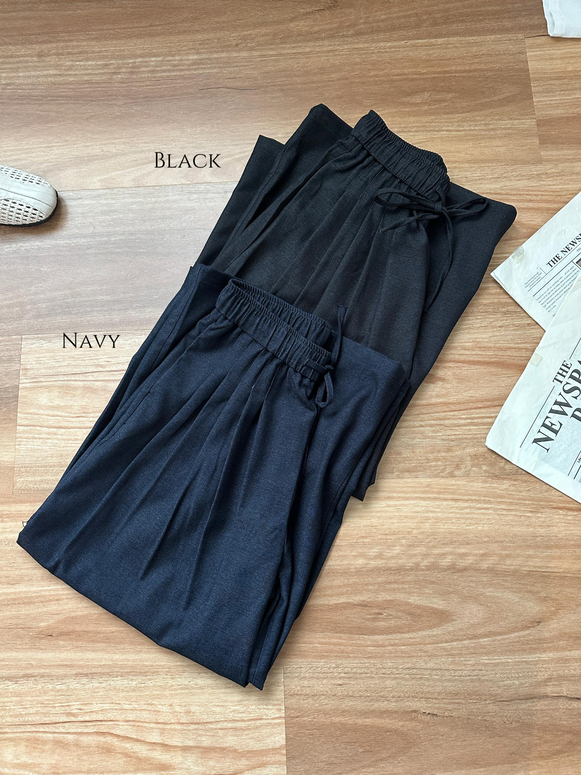 Norte Pleated Denim Pants Black -2509PLBLK