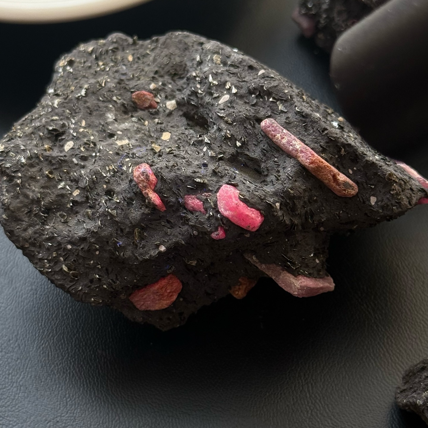 [原石] 紅寶石 工藝品