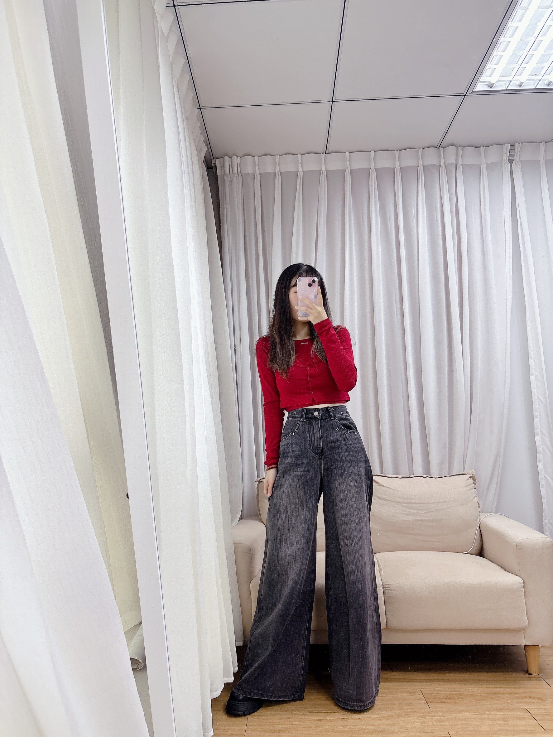 造型口袋刷舊牛仔褲