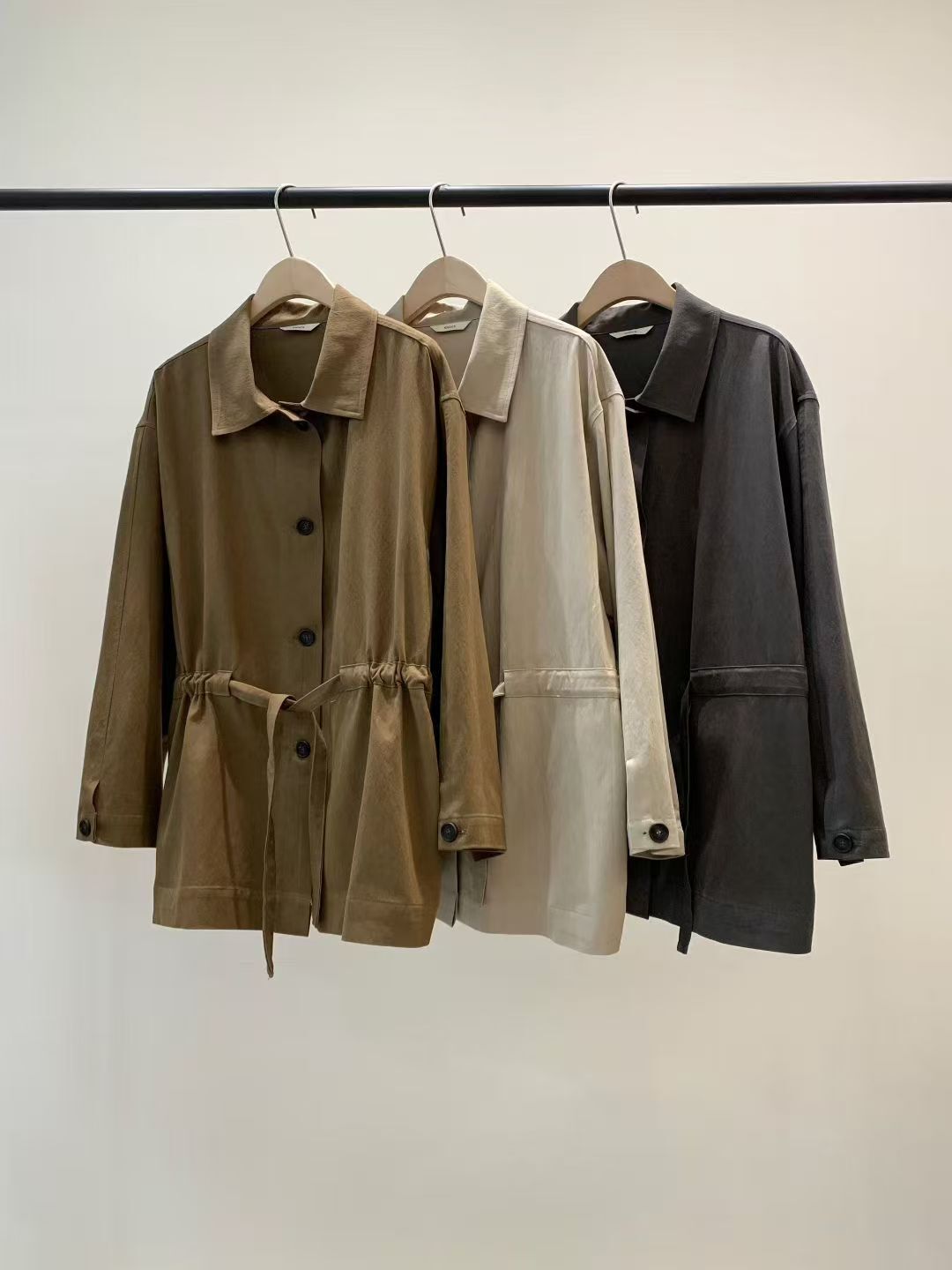 KN5029 抽繩束腰風衣外套