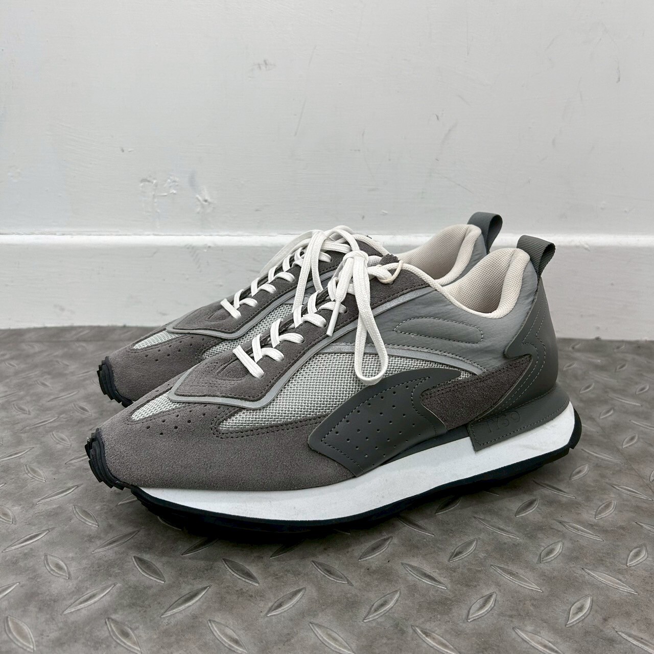 IYSO Uranus SIZE 28CM