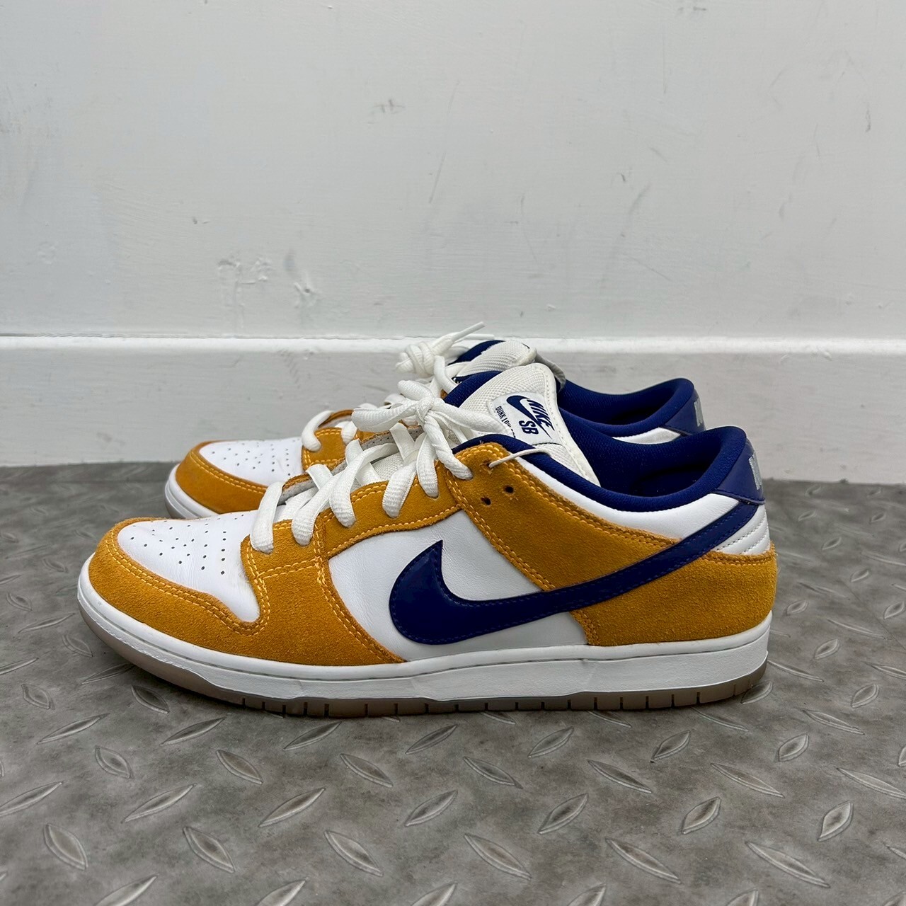 Nike Sb Dunk Low Pro Laser Orange SIZE 29CM