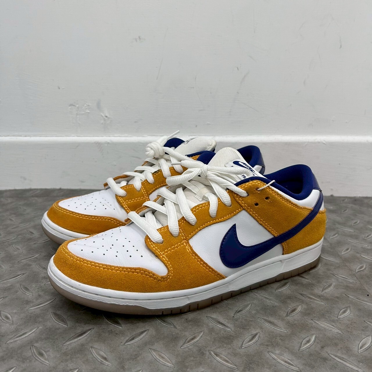 Nike Sb Dunk Low Pro Laser Orange SIZE 29CM