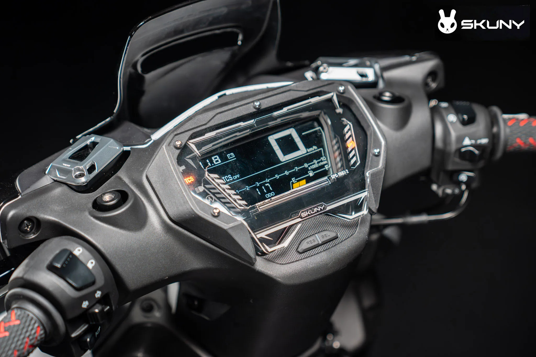 七代戰改裝新品 SKUNY 儀表保護蓋