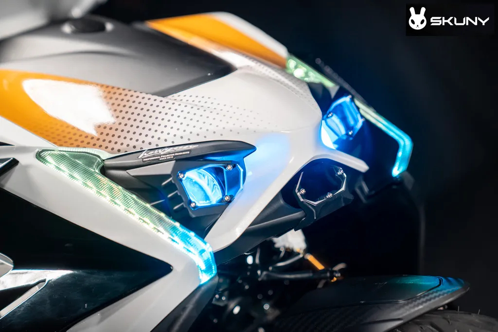 七代戰改裝新品 SKUNY 大燈護蓋