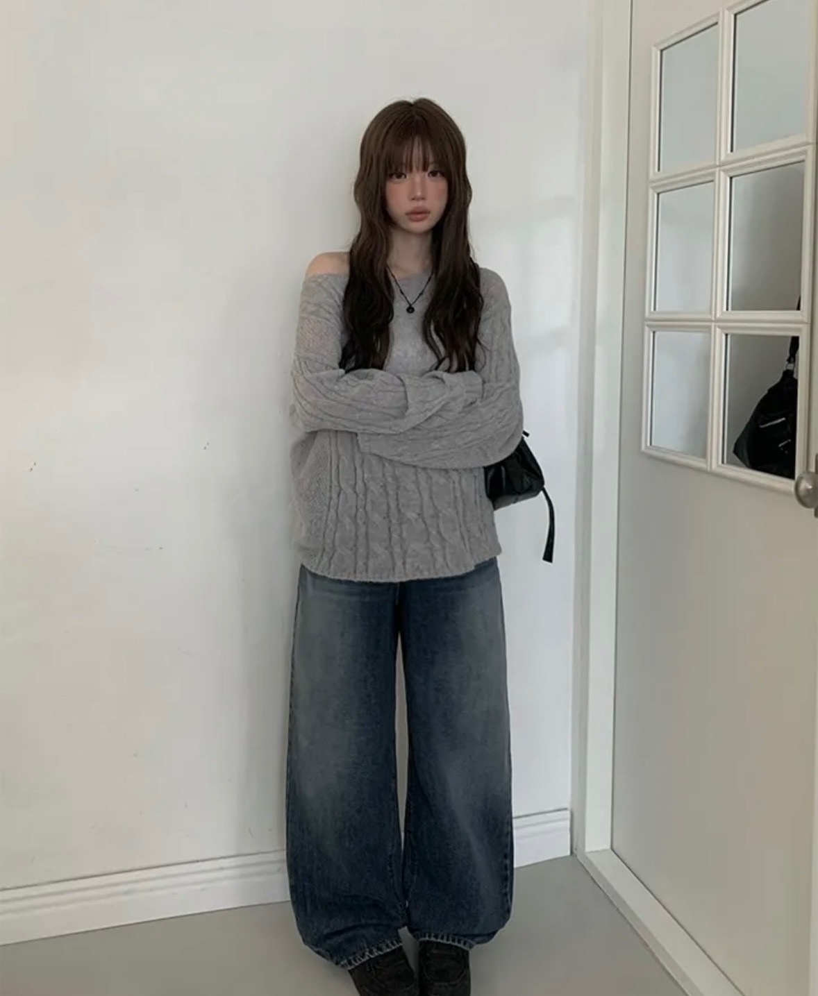 【優惠價預訂】韓國扭紋露肩寬領針織上衣（5色）