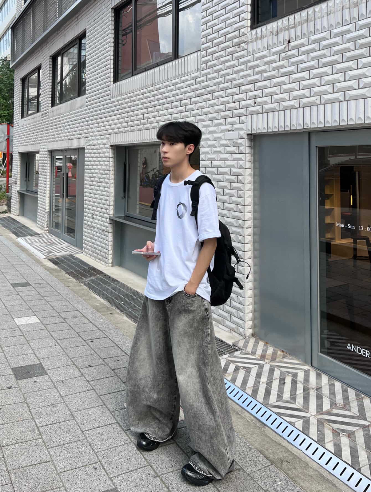 (現貨) 高質感鐵灰彎刀褲 大推！！銷量No.3