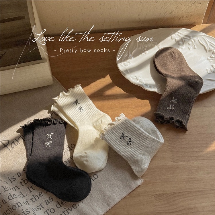 四色一組蝴蝶結木耳邊襪襪 ‧₊