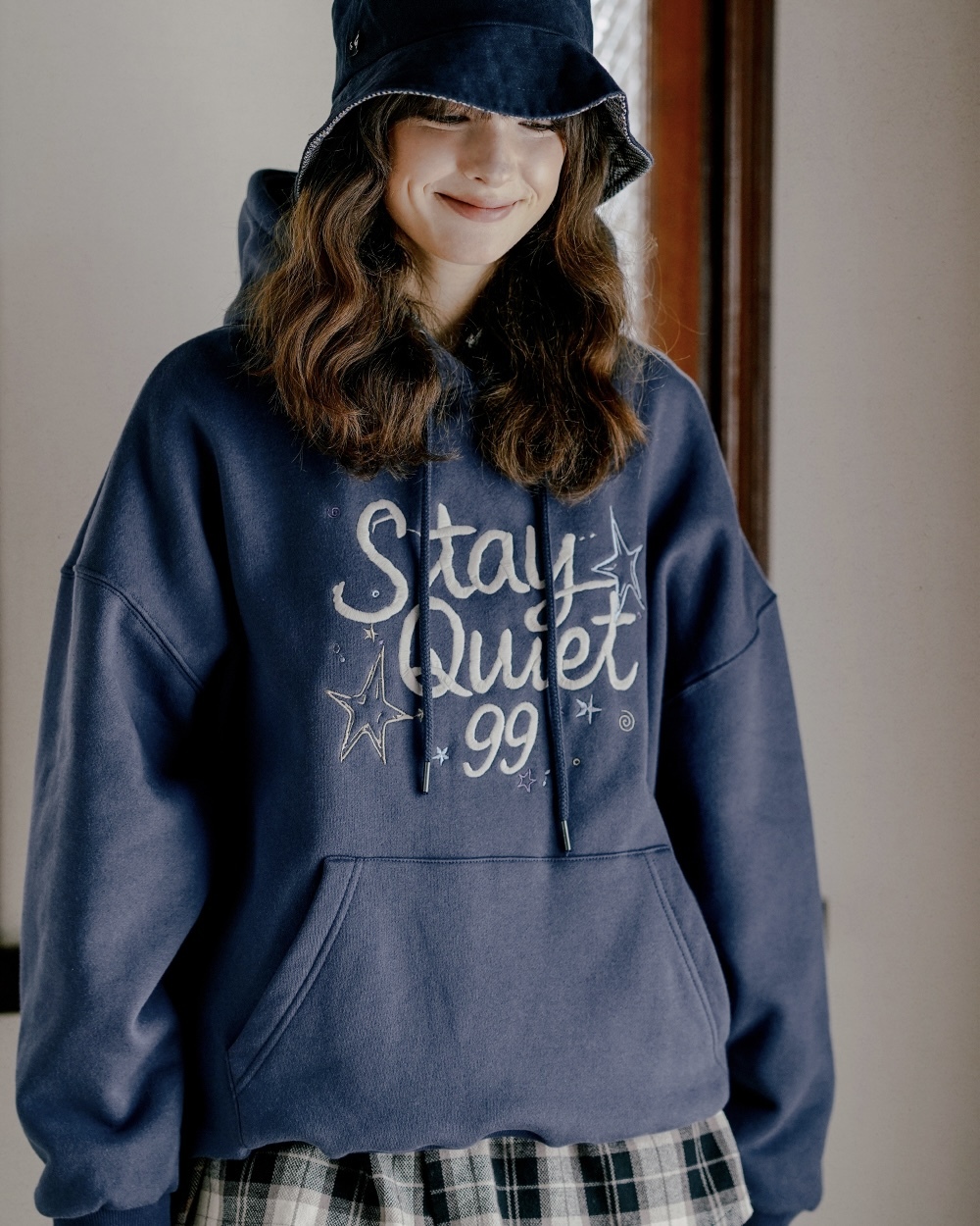 <預購> 韓國WV PROJECT 電繡Stay Quiet 99 高磅刷毛帽T