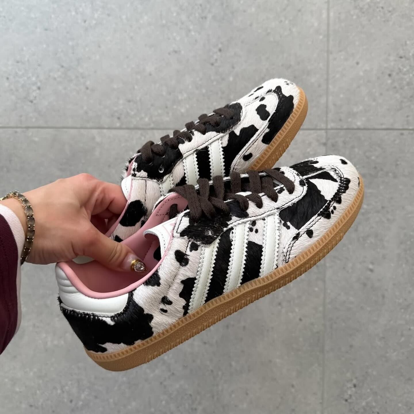 預購┃adidas SAMBA OG 乳牛 馬毛