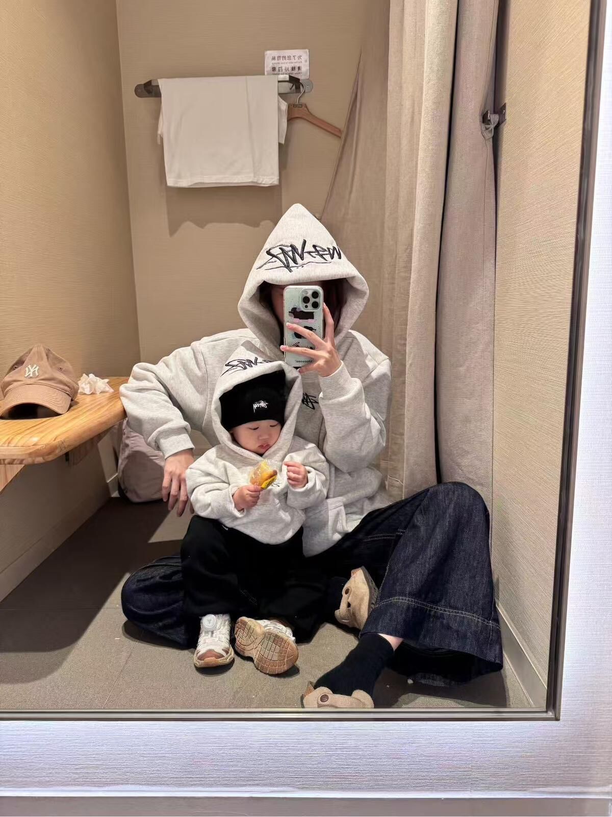 廠單 Stussy首爾限定白花灰色親子裝