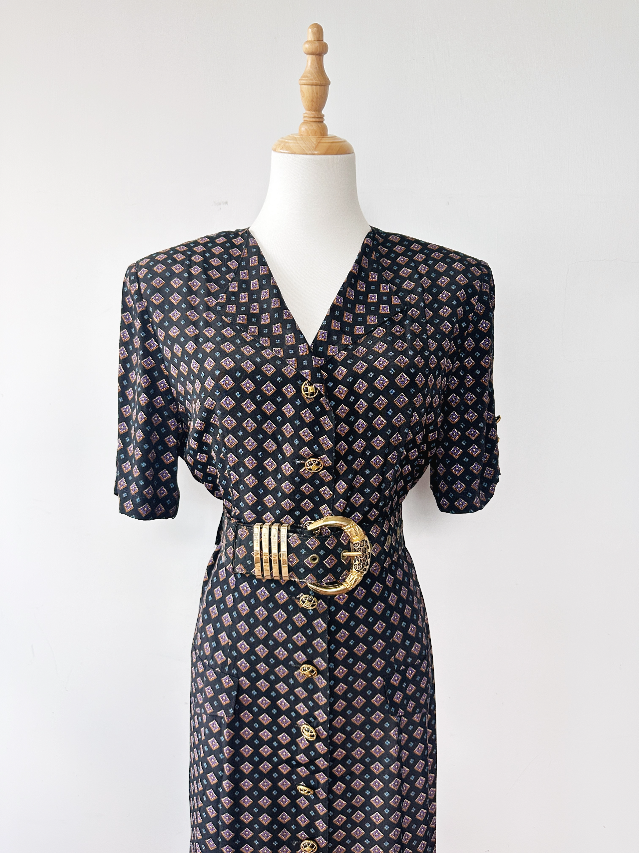 黑色型格感階磚短袖連身裙