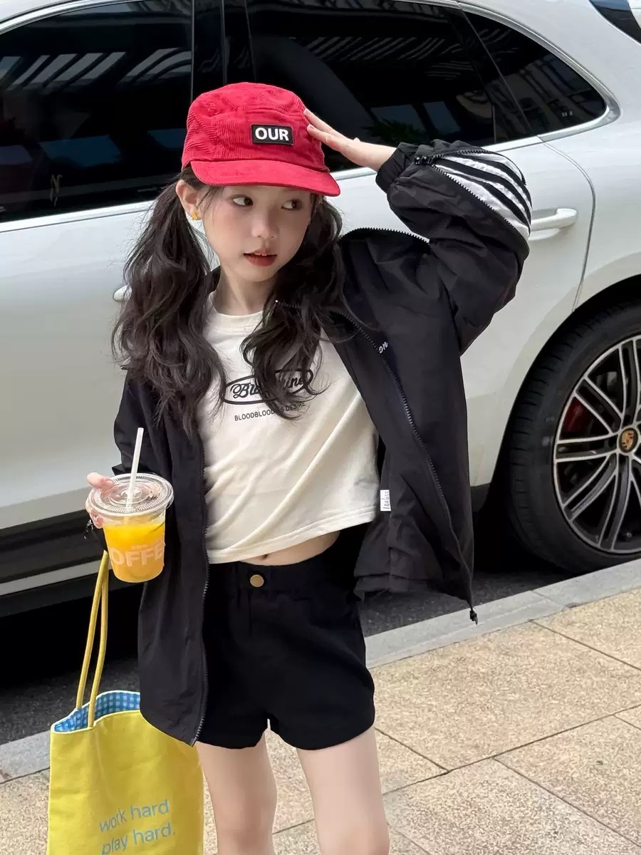 百搭斜紋黑色短褲