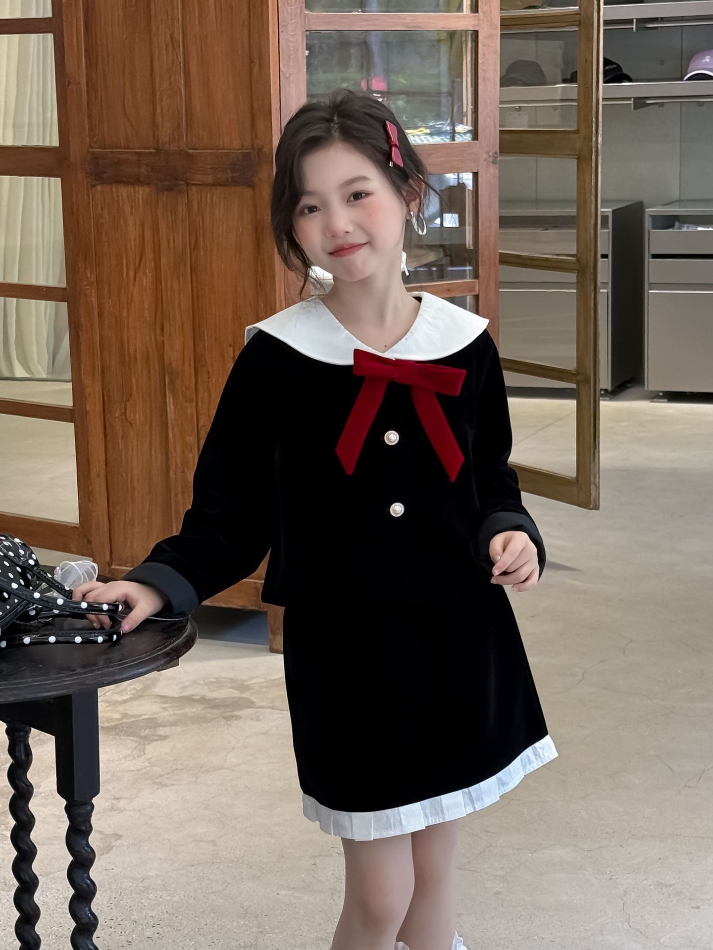 海軍風絲絨外套+花邊A字裙套裝