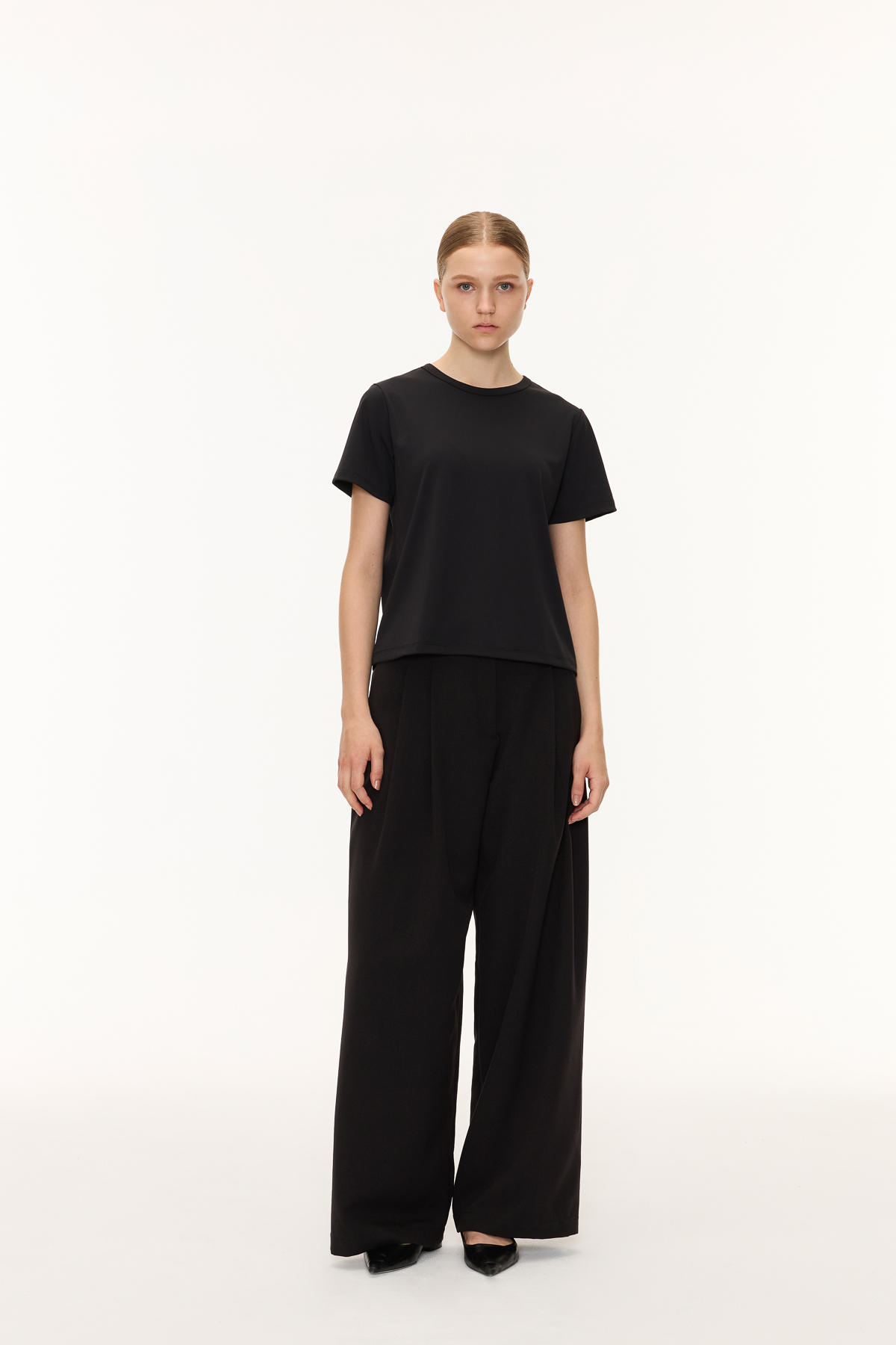 UNIM 短袖T-SHIRT 女（黑）