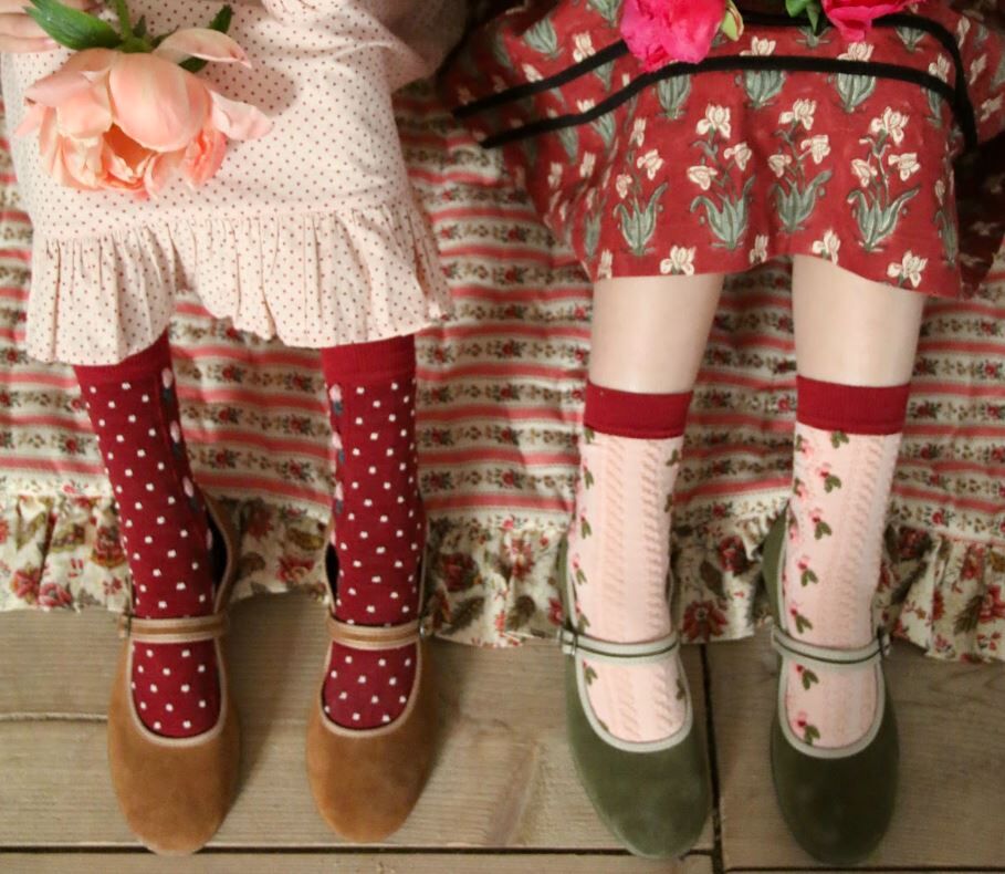 BONJOUR DIARY 森林小花襪Dots/flowers socks red
