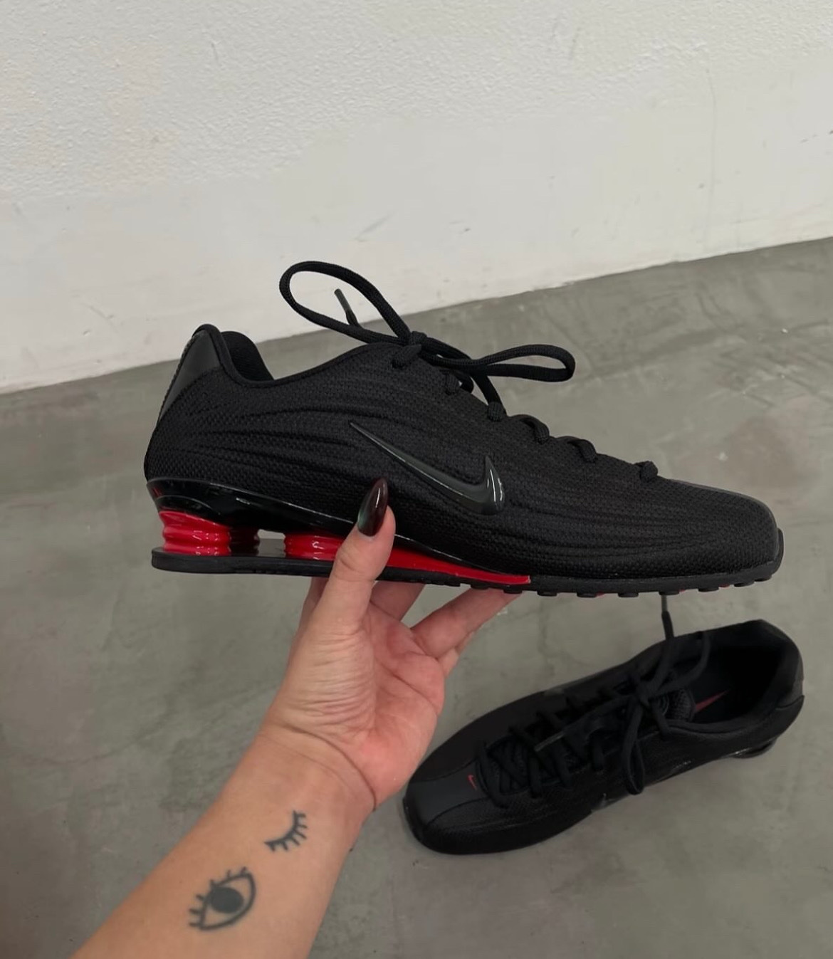 女鞋 NIKE W SHOX Z 黑紅 氣墊 緩震 復古 彈簧鞋 運動鞋【HQ7540-002】KARINA同款