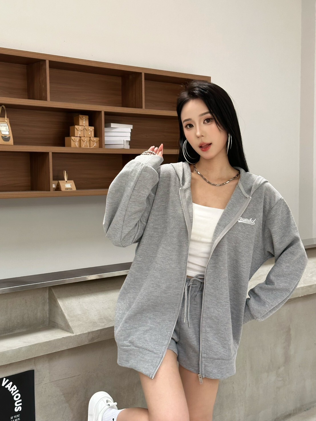 同頻序章’ Same Frequency—華夫格(女短褲)