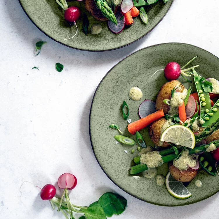 Sagaform-炻釉彩餐盤,亞麻綠,適合作為沙拉盤