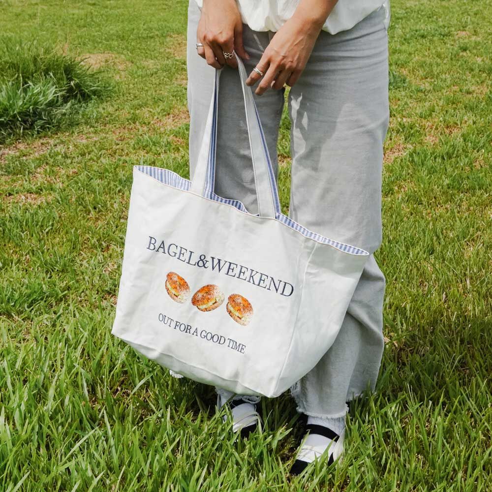 甜甜圈貝果刺繡條紋帆布兩用包 兩款售