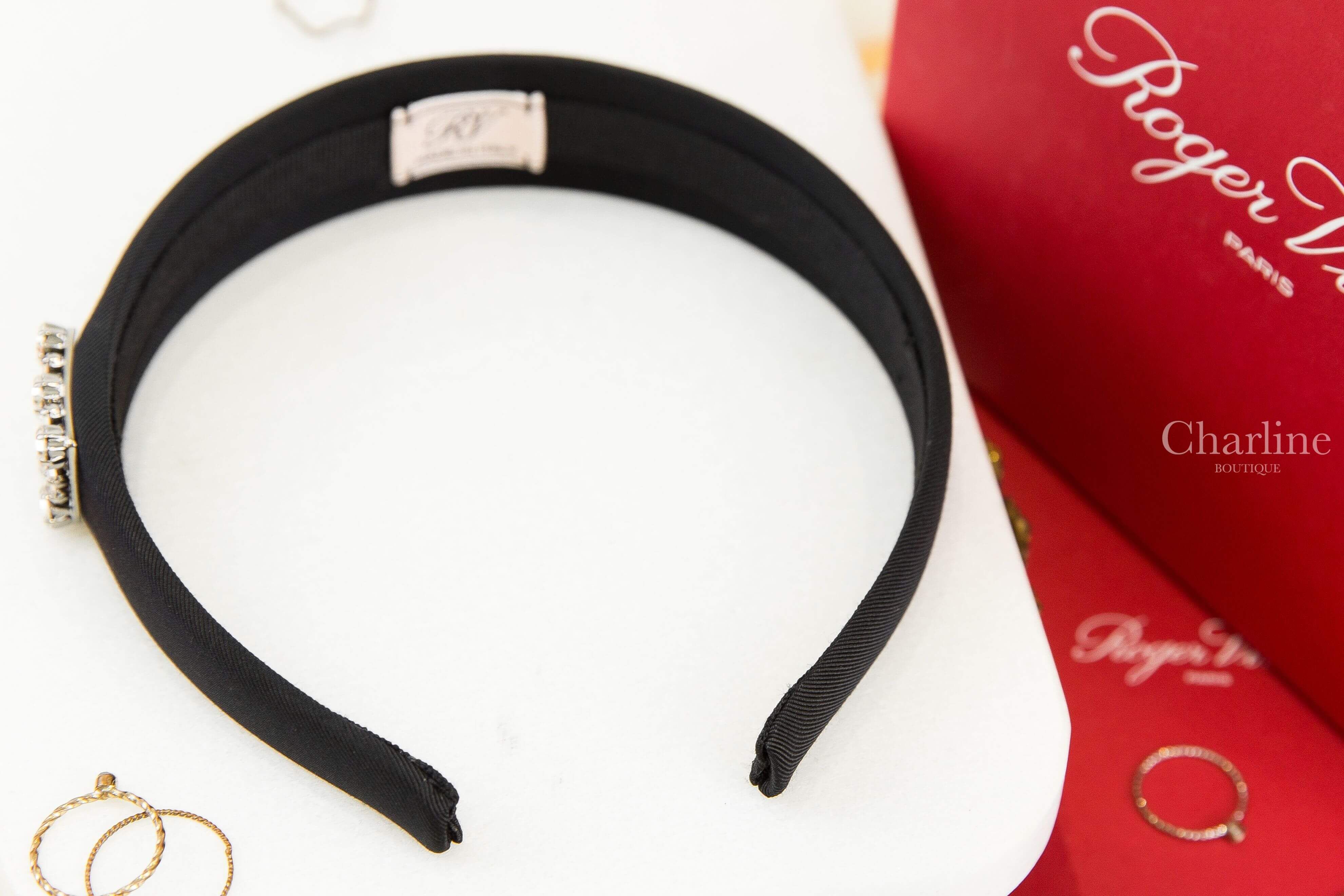 Roger Vivier Très Vivier Hairband In Grosgrain 黑色側邊銀色水晶方釦羅緞髮箍-Charline Boutique 精品代購
