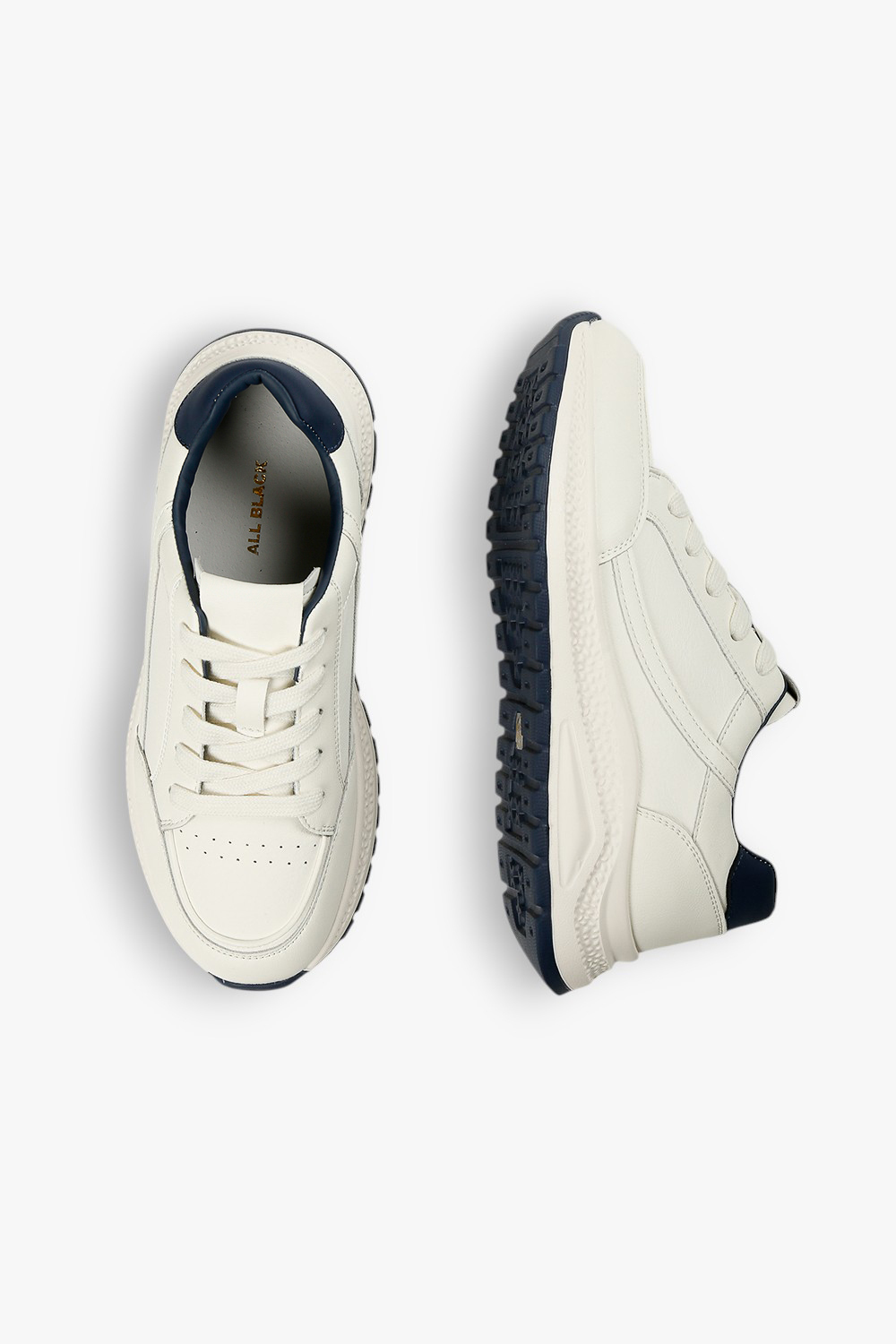 基本舒適小白鞋