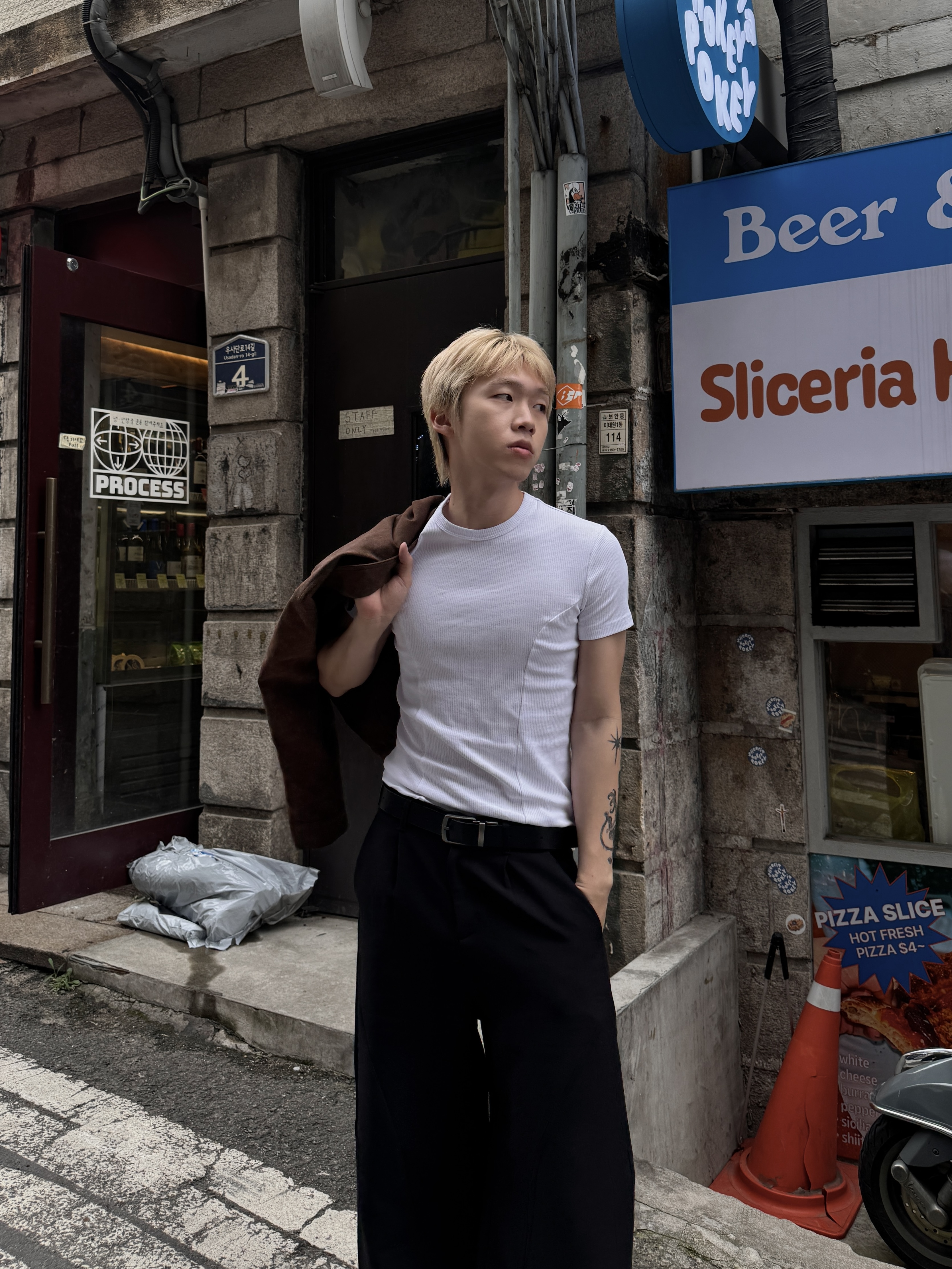 [IDEAL MADE] 未來輪廓 貼身 素面 短袖（現貨）