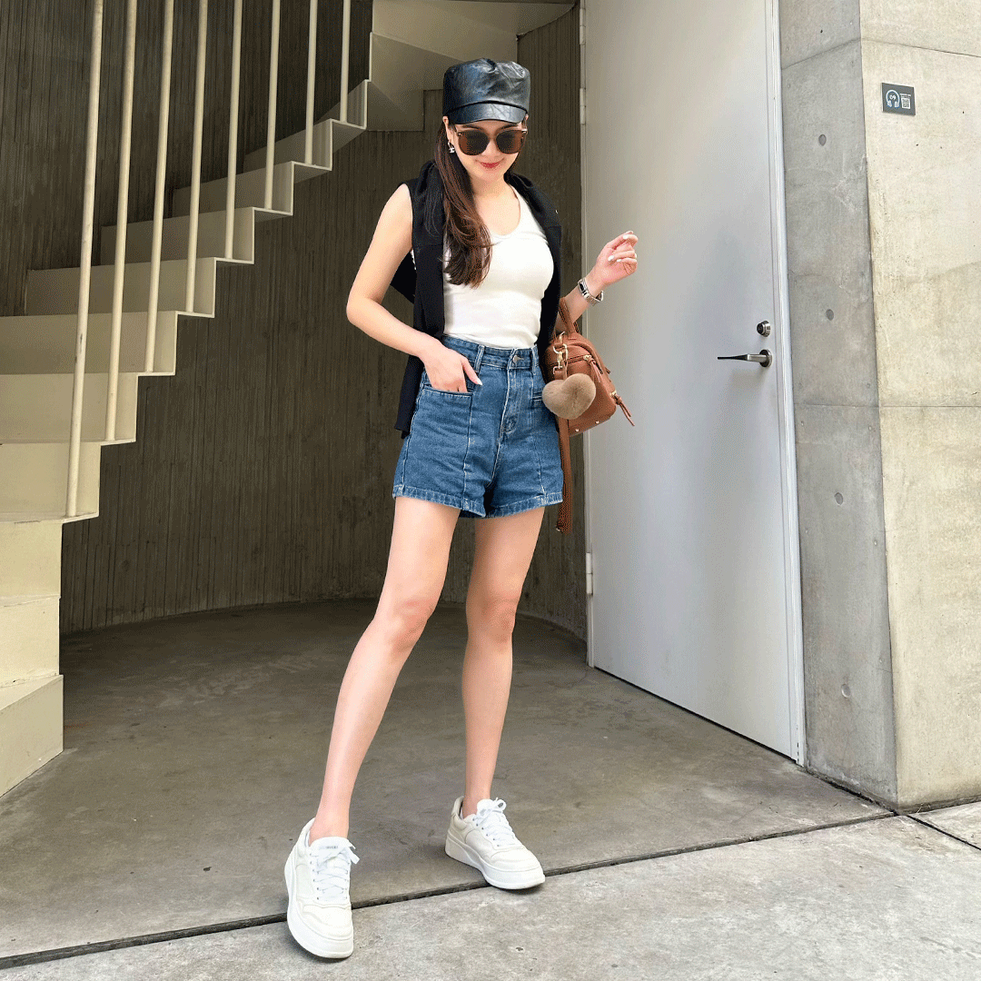 顯瘦深藍牛仔短褲