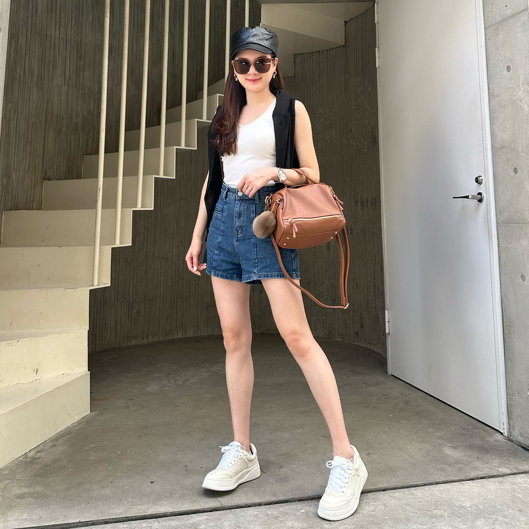 顯瘦深藍牛仔短褲