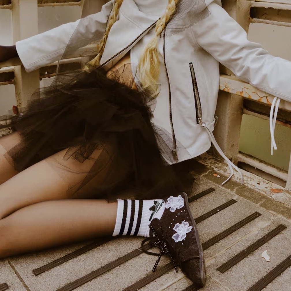 ATMOS PINK x ADIDAS STAN SMITH LO PRO 全黑 芭蕾風 白花朵 串珠蝴蝶結 女鞋 JR4475