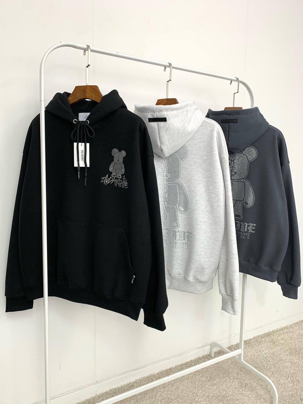 閃石熊仔圖案英文字連帽衛衣 2nd-289T