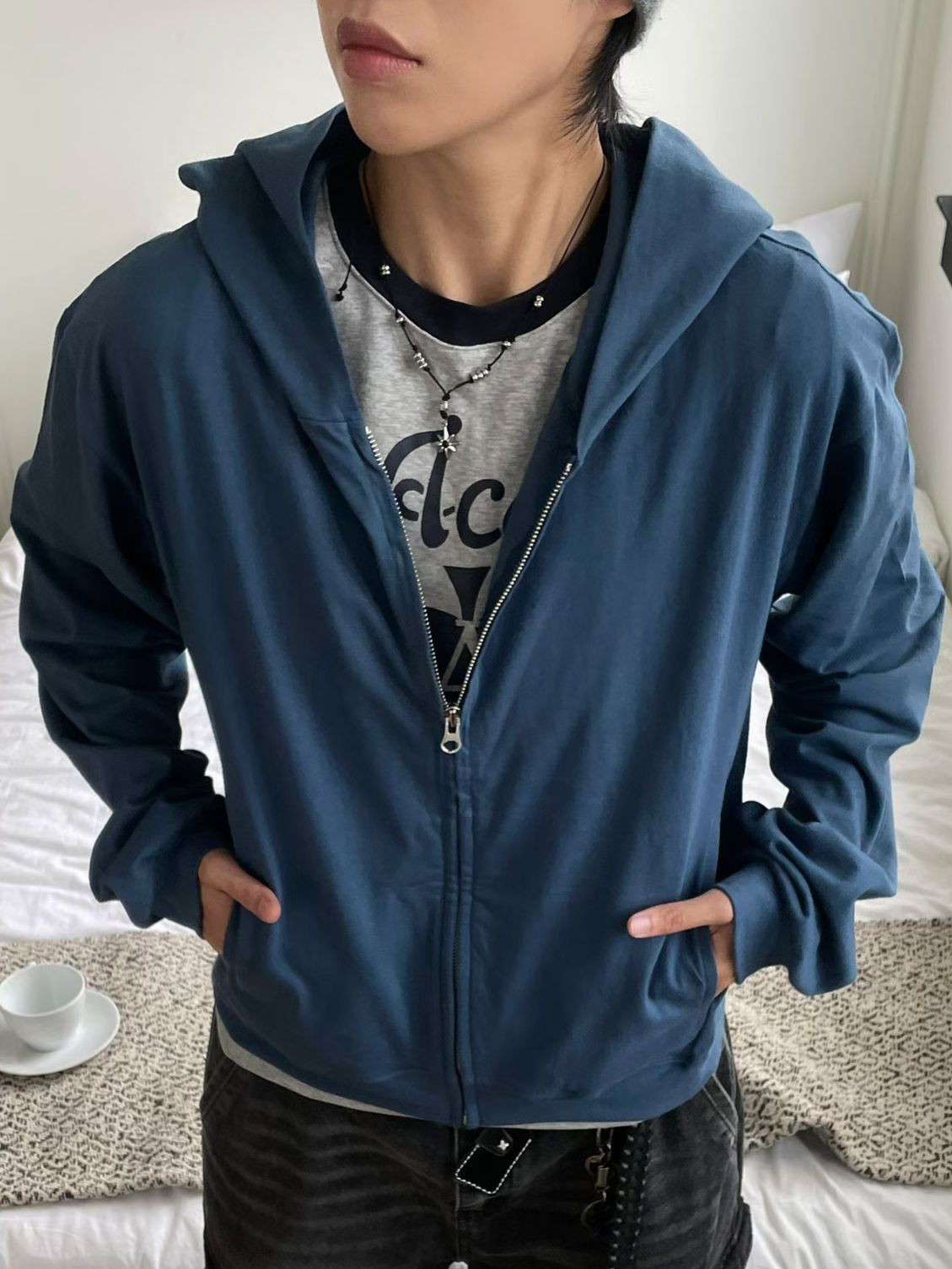 淨色連帽拉鍊外套 Vass-033JK