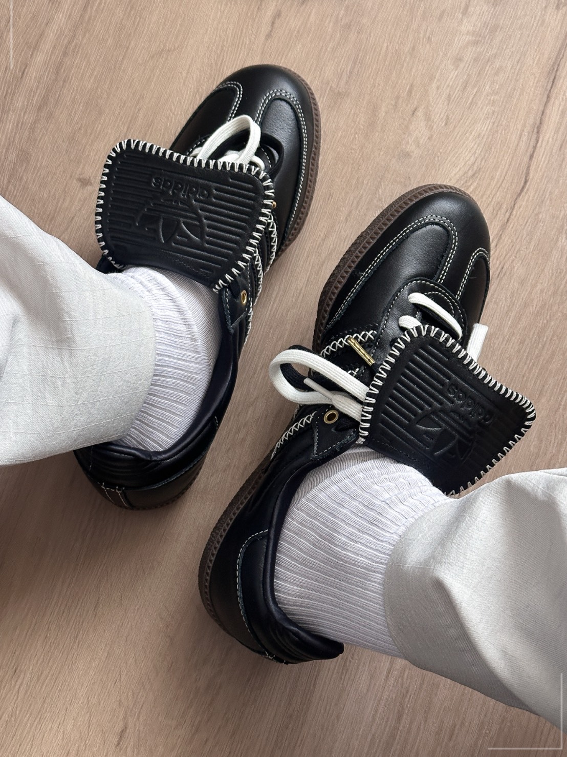 ADIDAS SAMBA LT 黑白皮革 外縫線 翻蓋鞋舌 德訓鞋