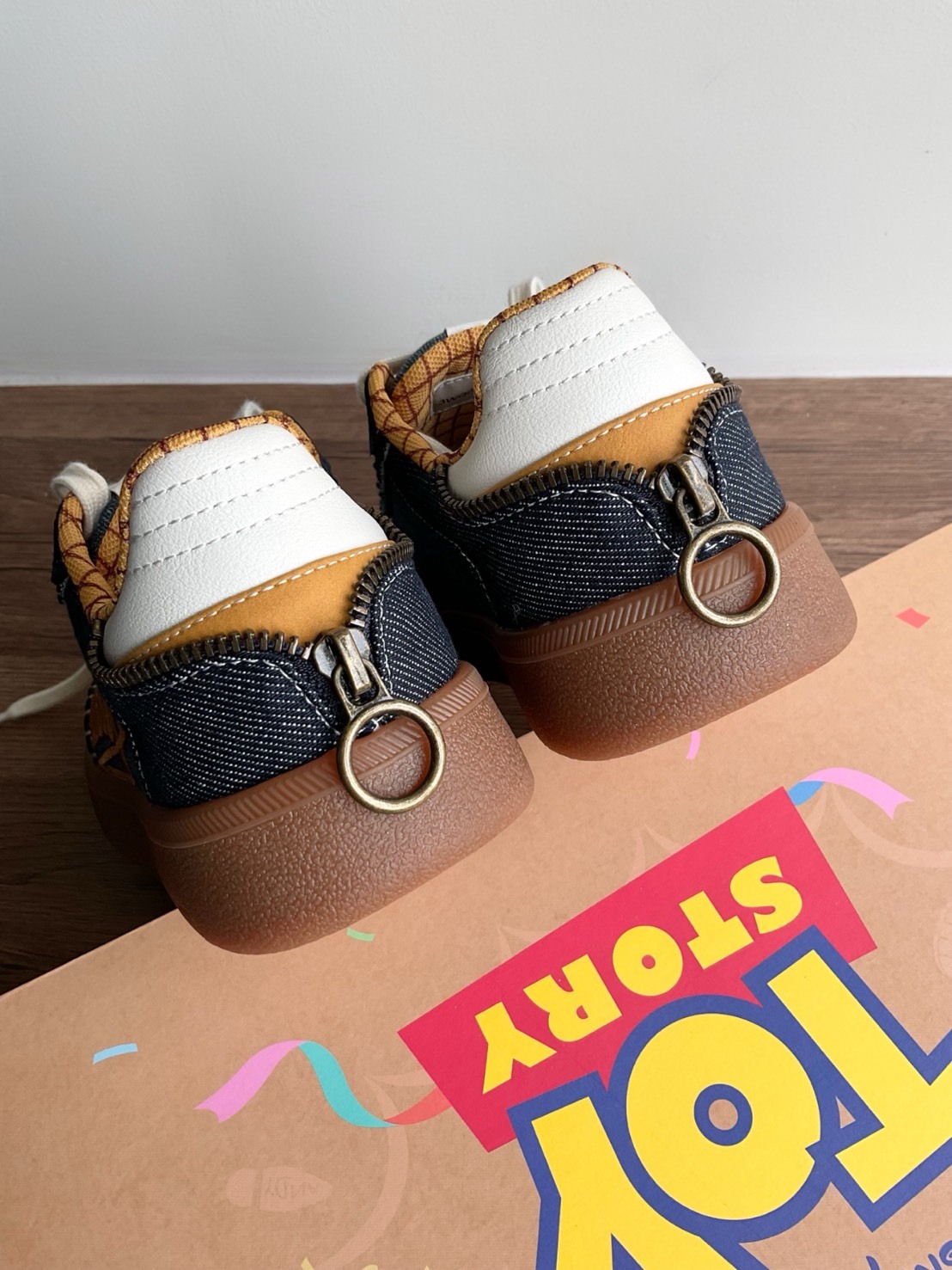 DISNEY X TEENMIX 玩具總動員 聯名 胡迪 牛仔藍