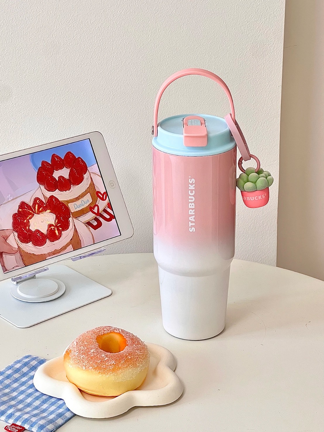 星巴克 多肉花園系列 草莓 漸變 820ML