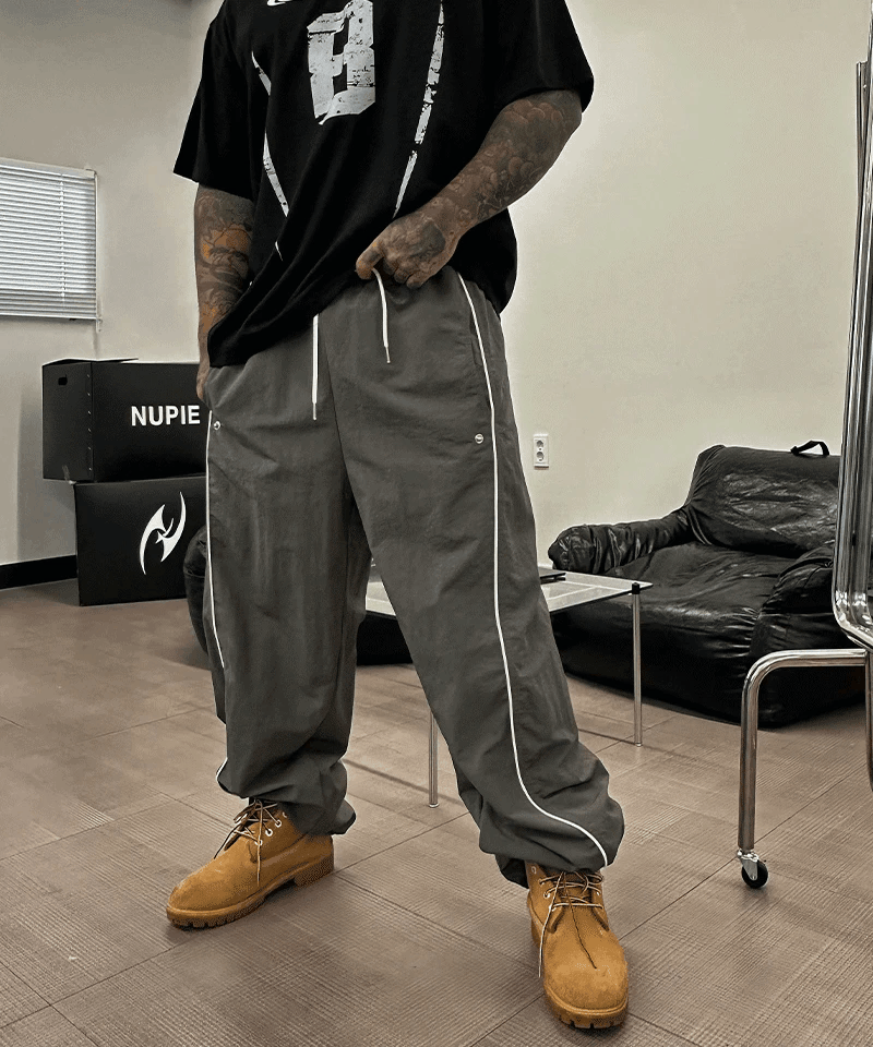 滾邊按扣尼龍休閒褲