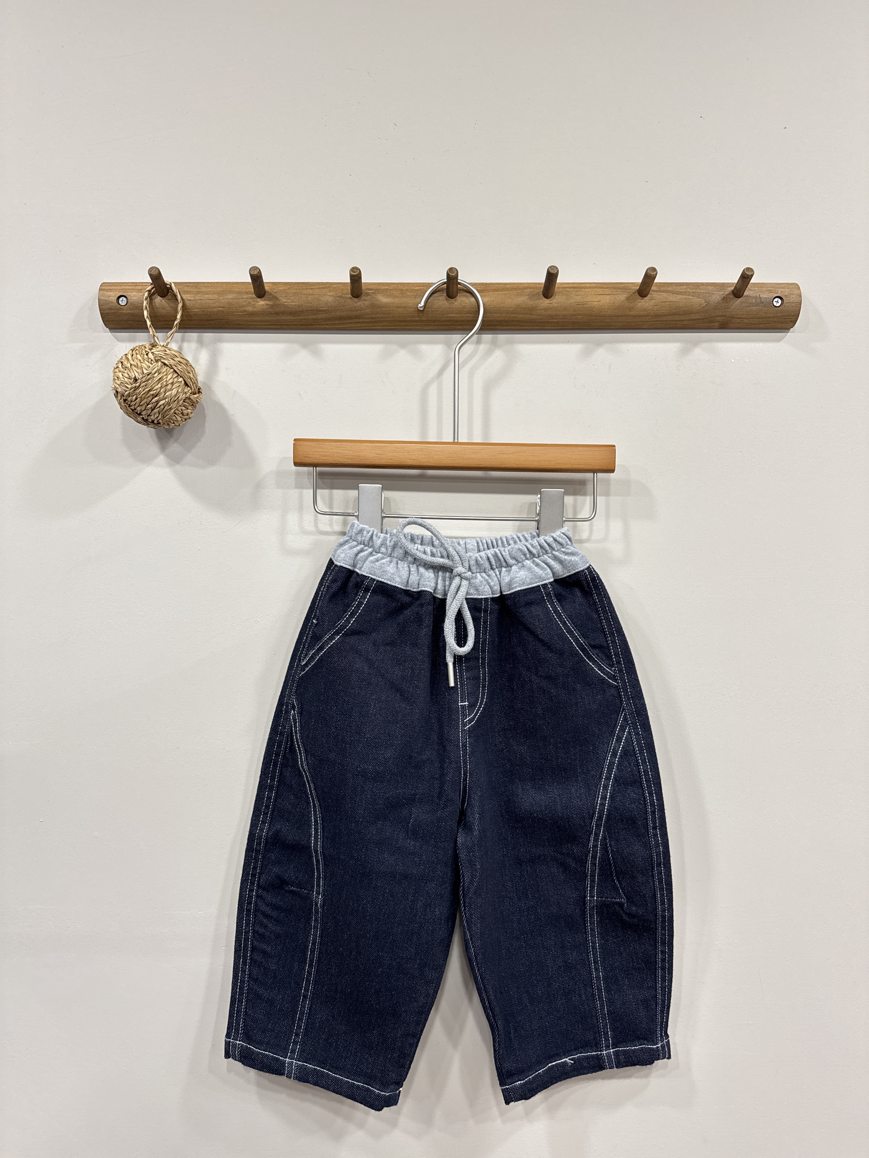 A03132撞色拼接牛仔褲