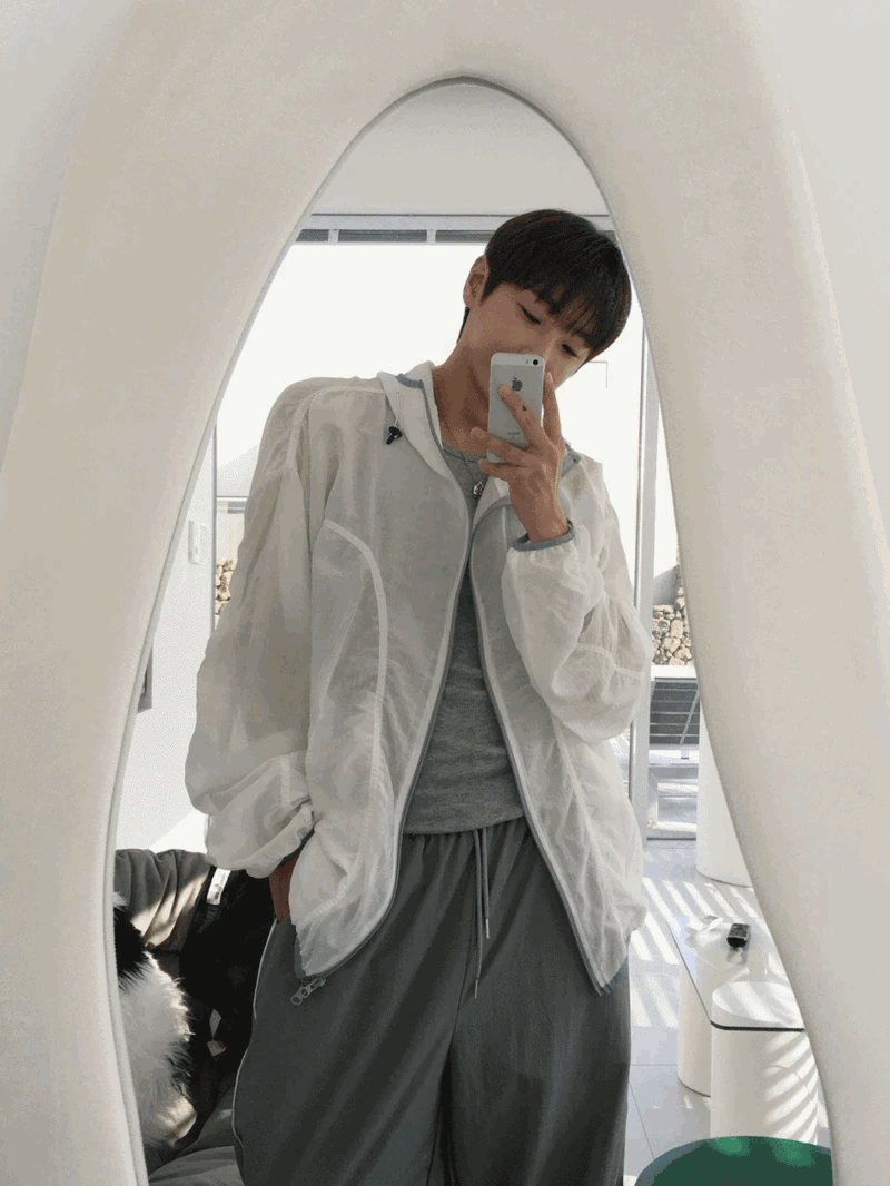 Airy 褶皺防風夾克