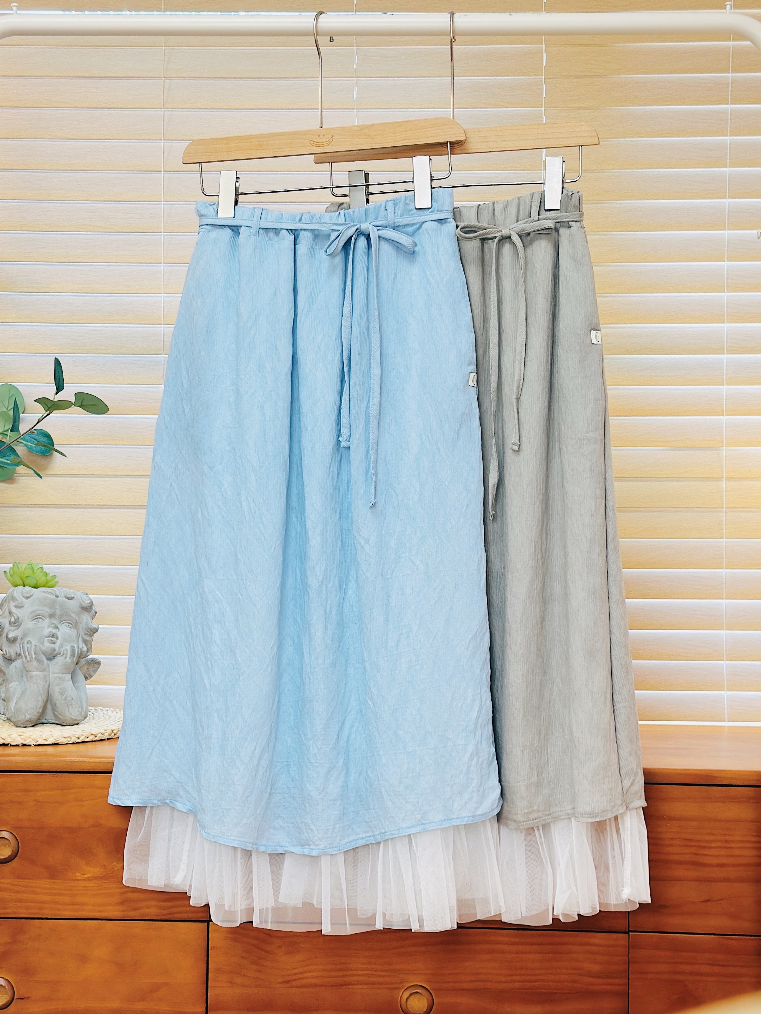 兩色 / 層次感混麻薄紗長裙 / Layered Linen-Blend Tulle Skirt