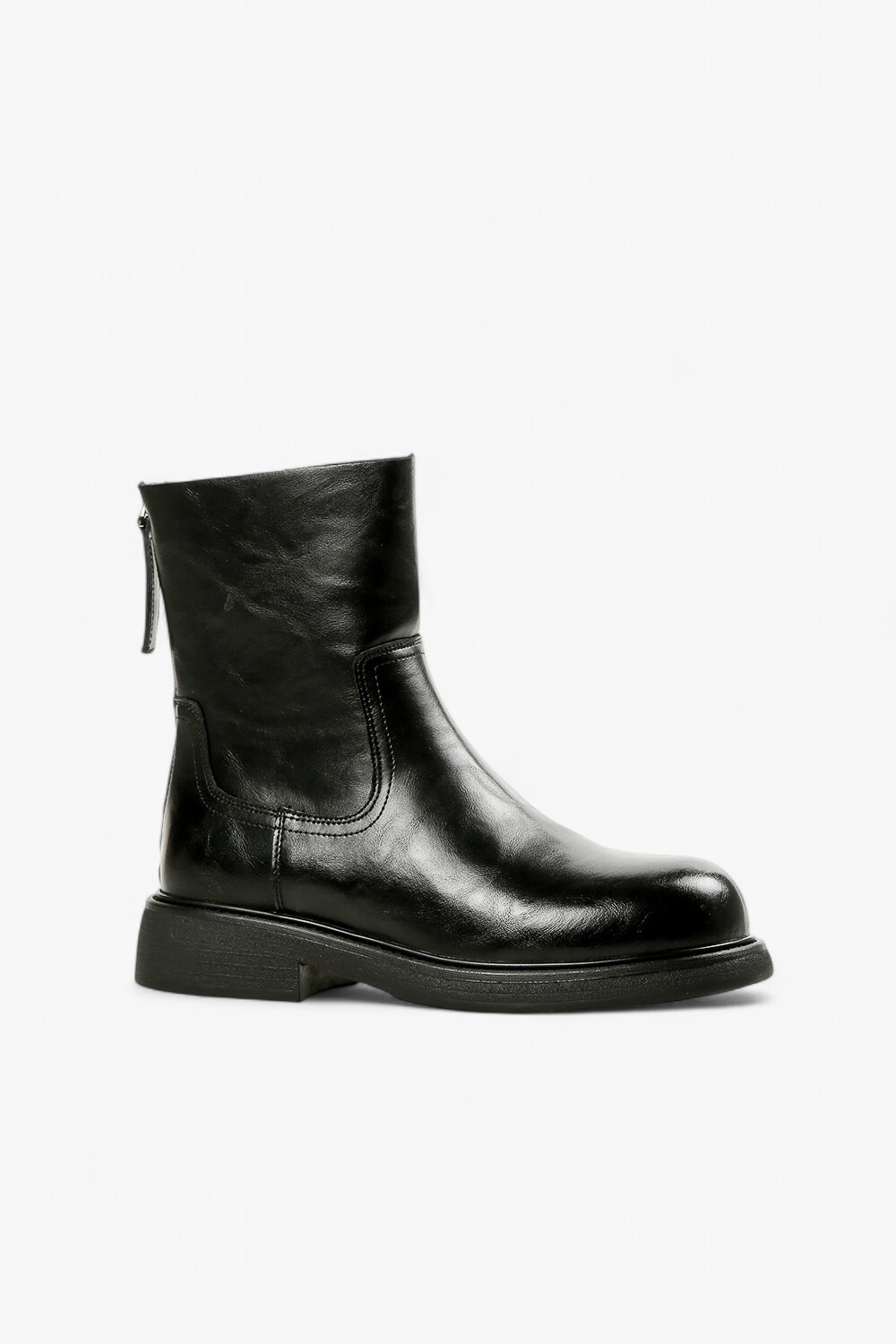 Panel 極簡雕塑感短靴