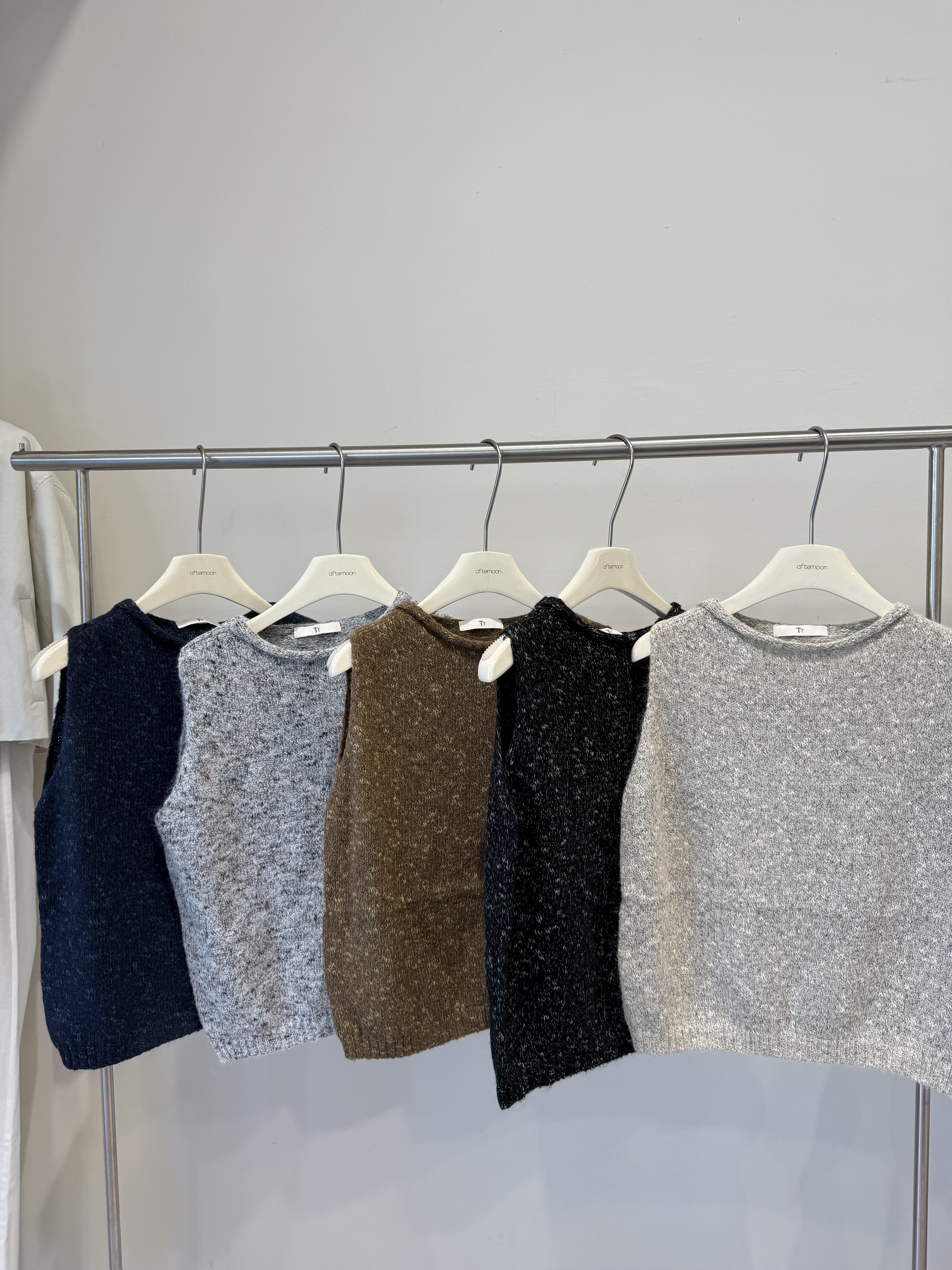 257 混色針織圓領背心