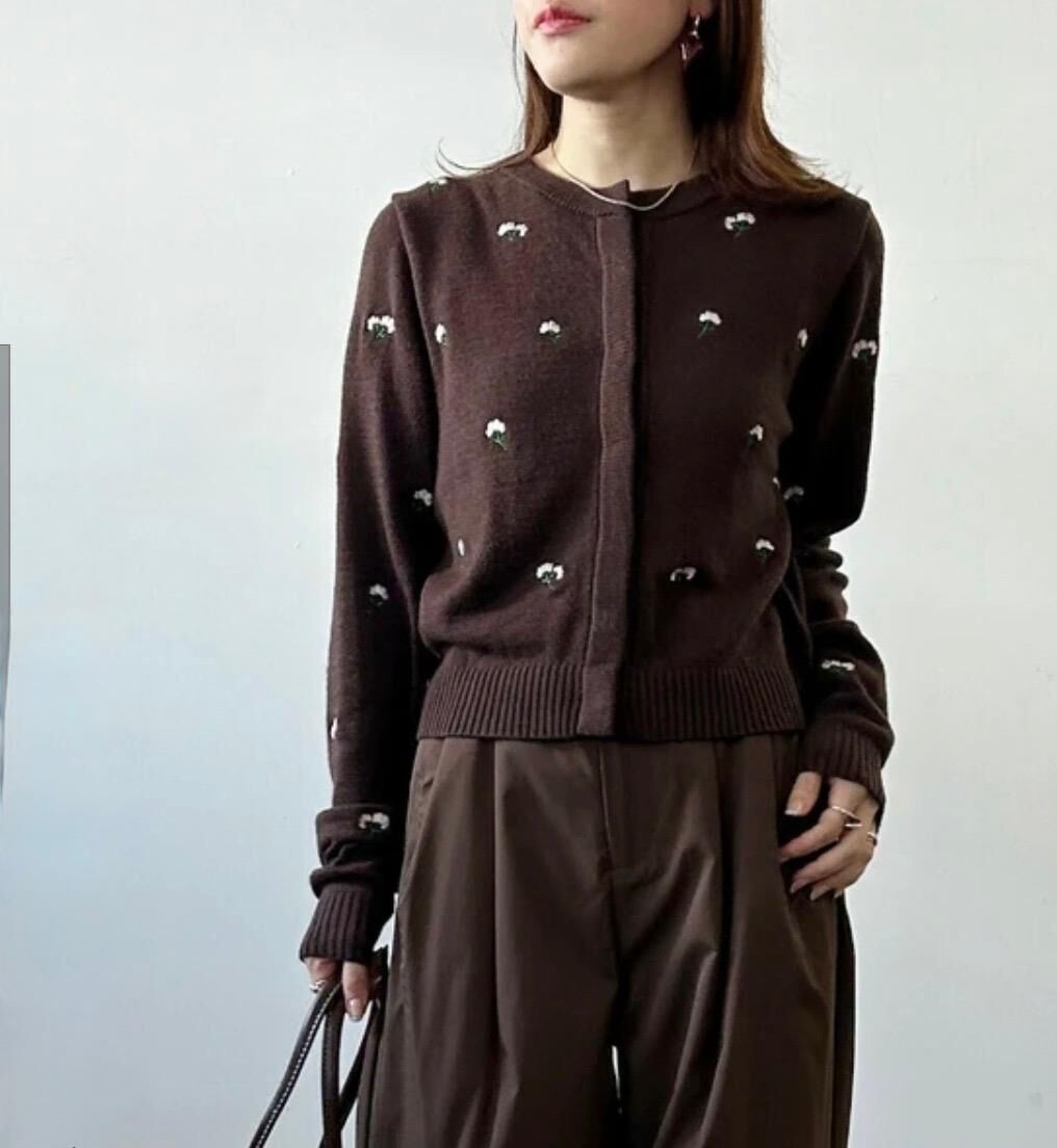 ｛預訂款｝小花刺繡針織外套（4色入）【日本直送】