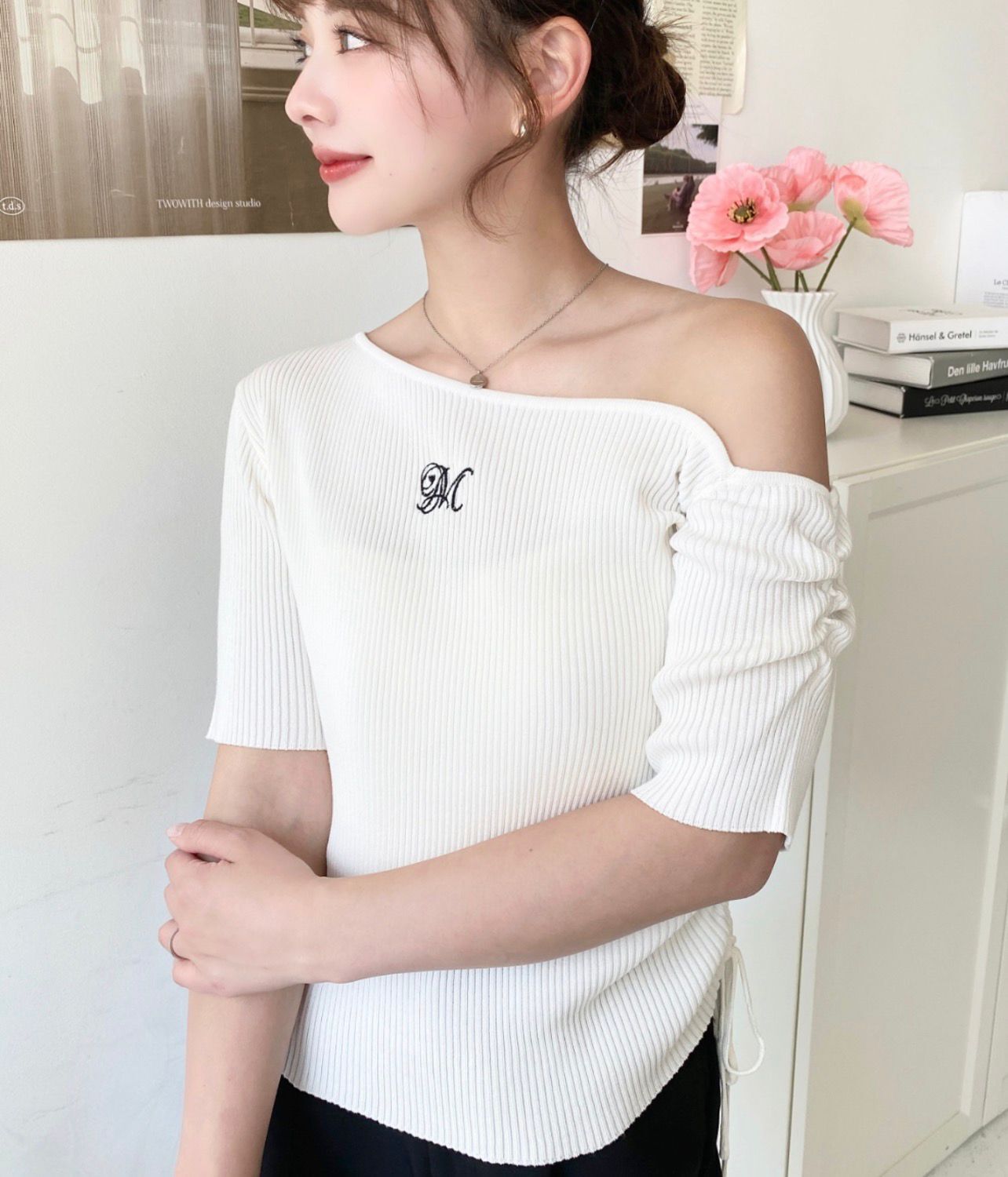 【預購】JN092502 moment+ 針織短袖上衣