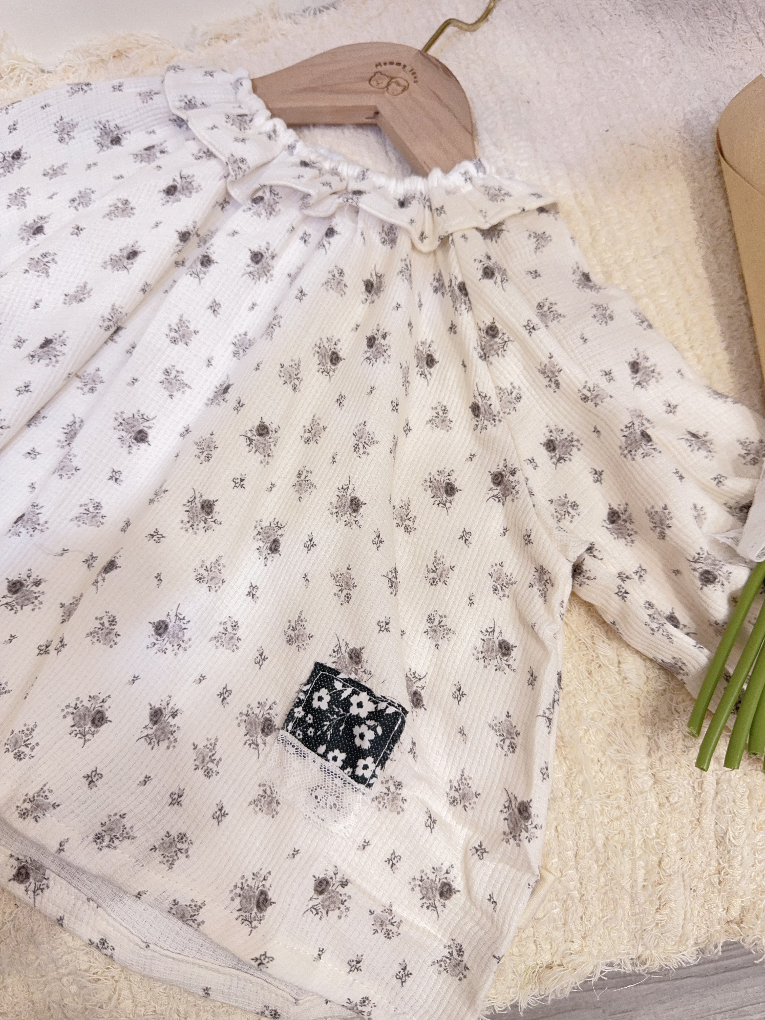 8193碎花圓領衣A03