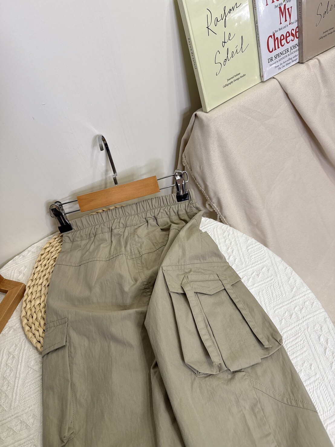 NH6032卡其風衣材質刷刷褲A26